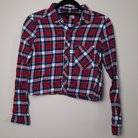 Divided Red Blue White Plaid Cropped Shirt Size 2 - Picture 1 of 5